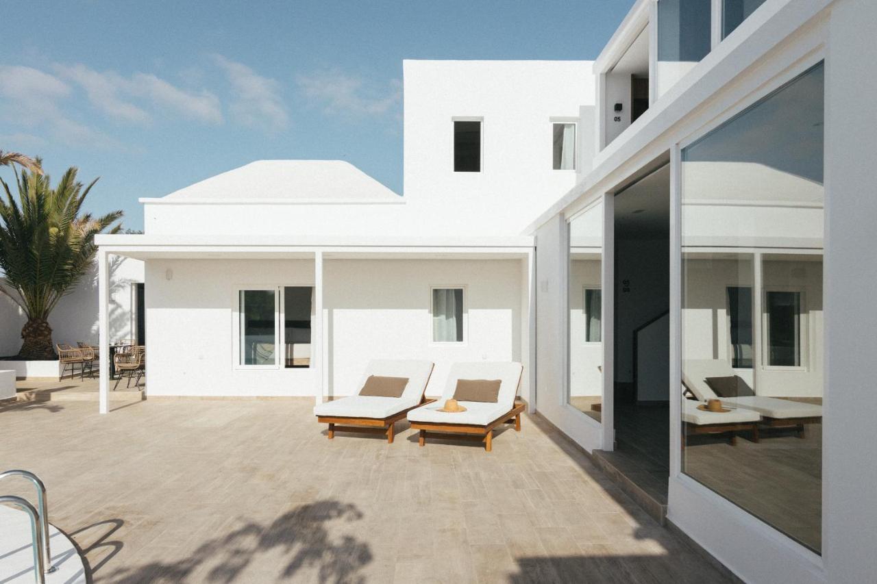 Alava Suites Коста-Тегисе Экстерьер фото