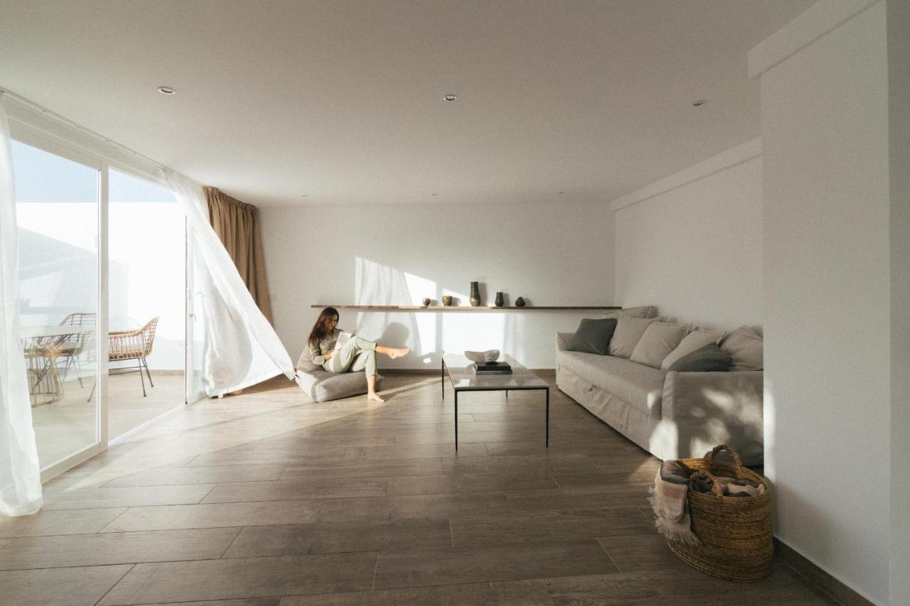 Alava Suites Коста-Тегисе Экстерьер фото