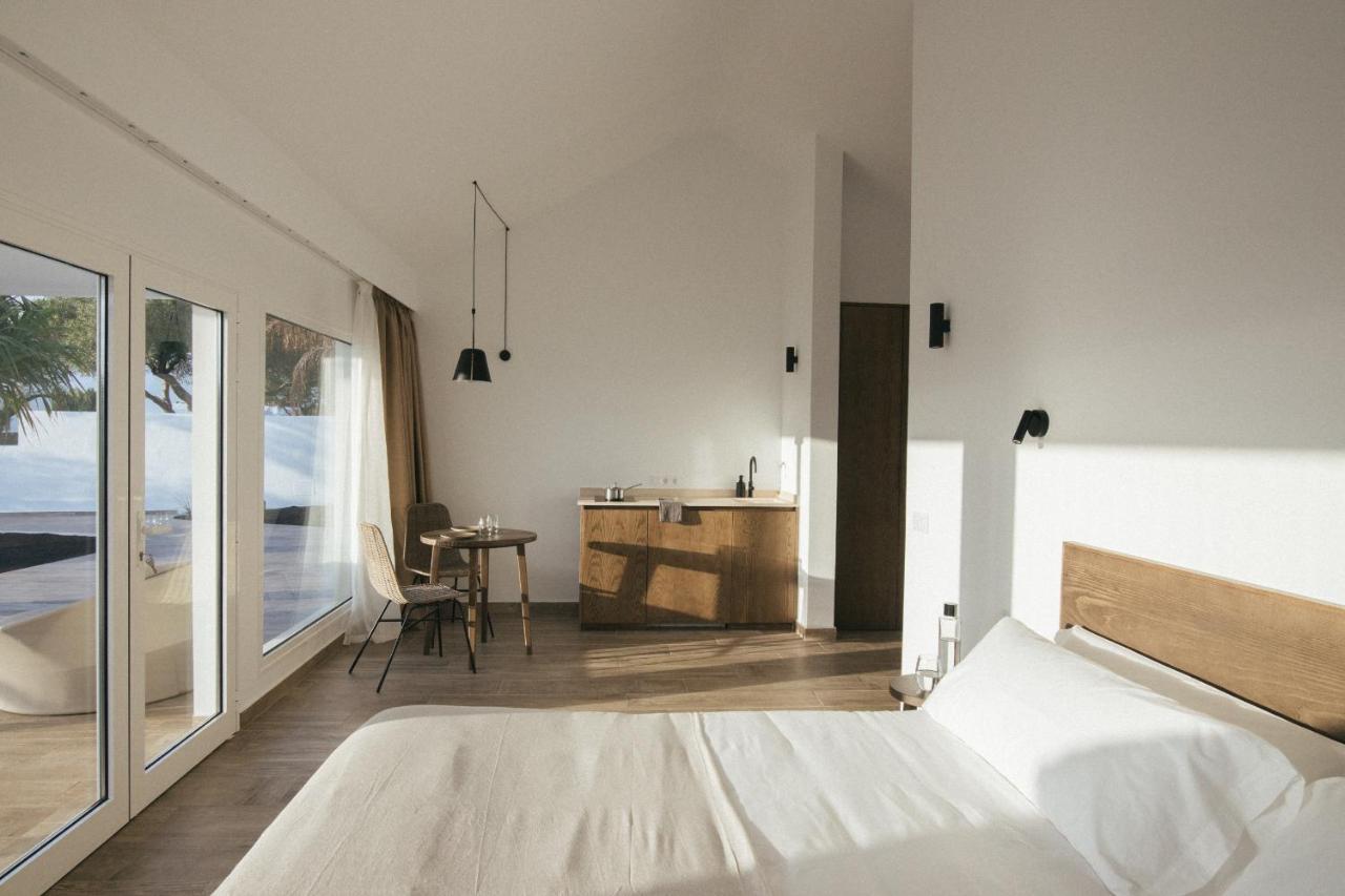 Alava Suites Коста-Тегисе Экстерьер фото